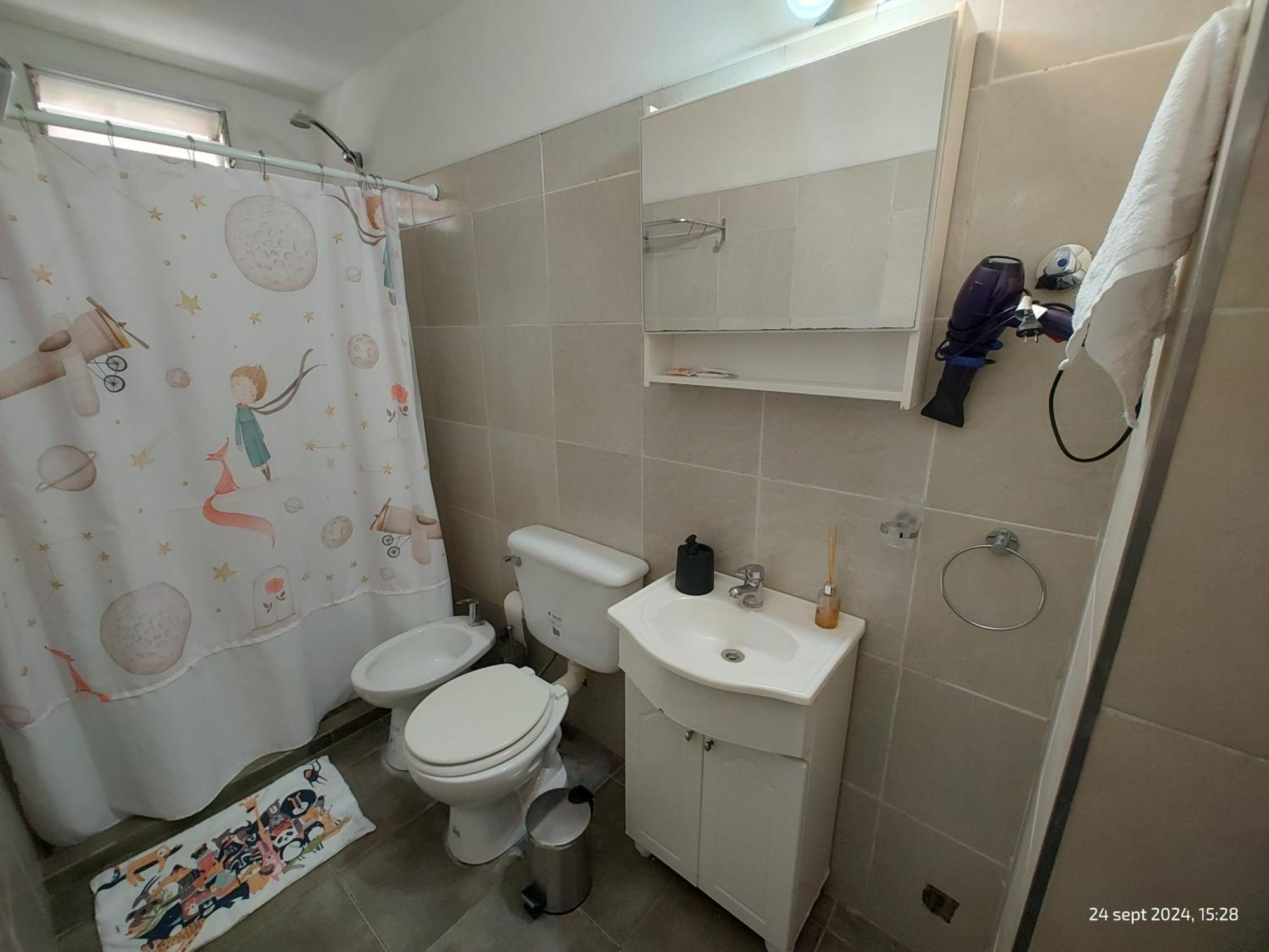 Apartment Departamento En Planta Baja, Centrico, Cochera Cubierta Sarmiento265apart D5 *